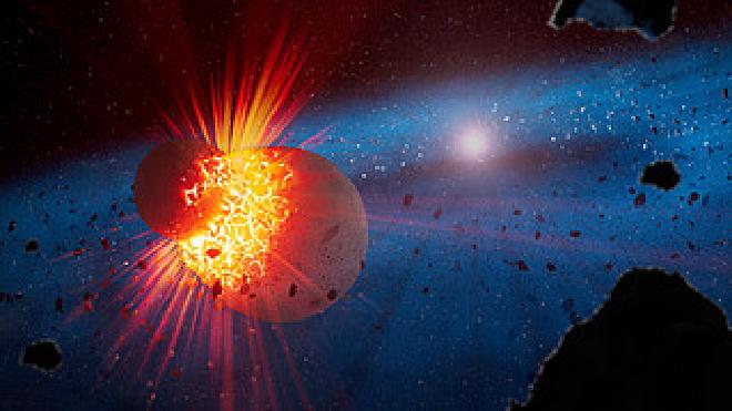 Concepto artístico de una estrella y su disco de escombros sobre el fondo negro del espacio. La estrella se encuentra en el fondo, a la derecha del centro, y se representa como una pequeña esfera luminosa. El disco de escombros es un gran anillo azul que la rodea. El disco de escombros está inclinado hacia el espectador, de modo que la porción más cercana se extiende más allá del marco inferior de la ilustración. Numerosos fragmentos rocosos oscuros se encuentran dispersos por todo el disco de escombros. En primer plano, hacia la izquierda, se observa un pequeño embrión planetario colisionando con el lado izquierdo de un objeto esférico más grande. El lugar del impacto brilla con un intenso color amarillo y naranja, y presenta una apariencia moteada, como si fragmentos de ambos cuerpos en colisión se estuvieran desintegrando y destruyendo. Corrientes de vapor de color amarillo anaranjado se extienden desde la zona de colisión. Detrás del disco de escombros y su estrella, se aprecian numerosas estrellas pequeñas en el fondo. Crédito de la imagen: NASA, ESA, CSA, J. Olmsted (STScI)