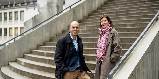 Rafael Polanía and Caroline Lustenberger are establishing a comprehensive network to diagnose Alzheimer&rsquo;s disease at an early stage and treat patients and their families.  (Image: Daniel Winkler / ETH Zurich)